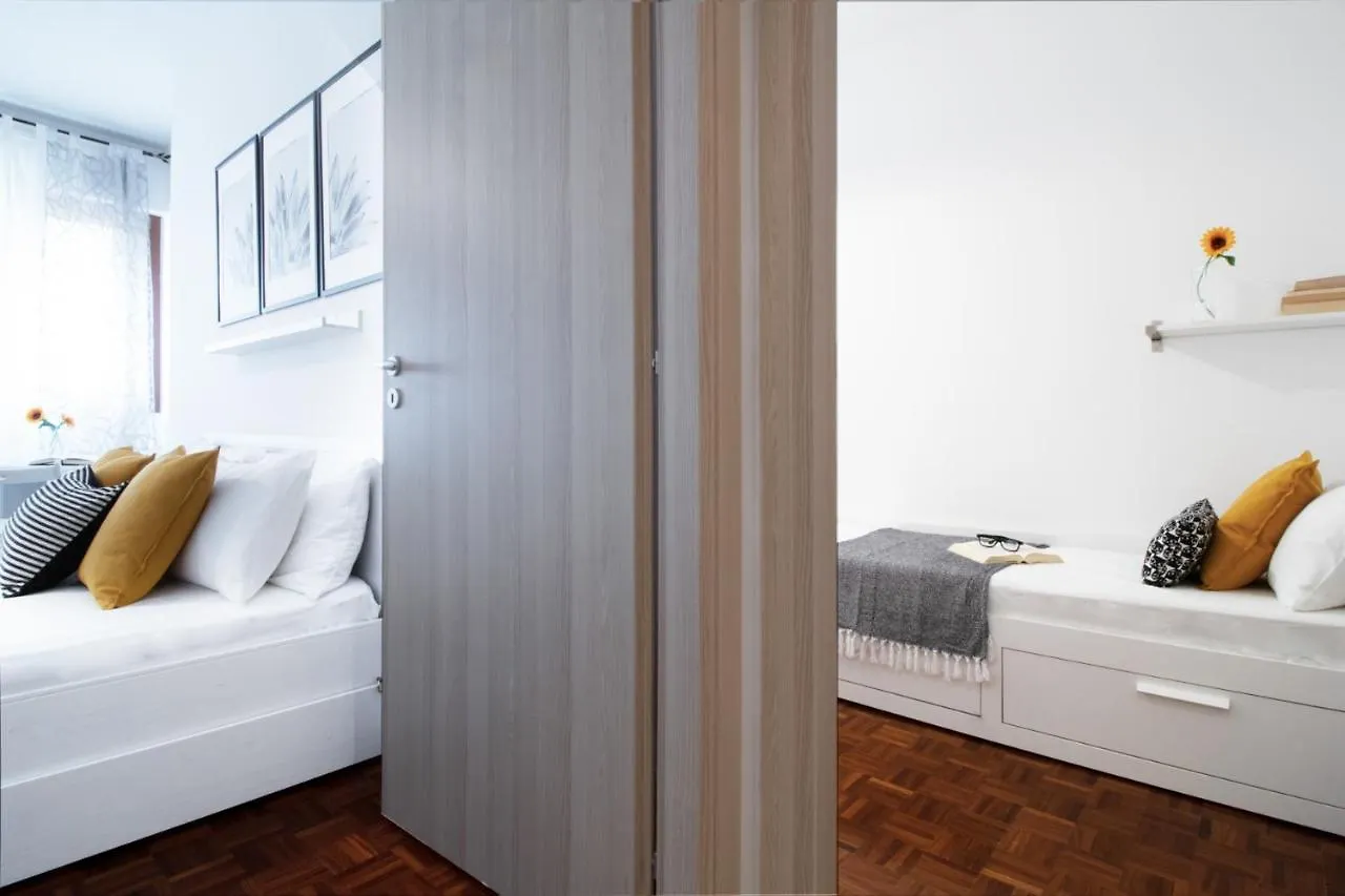 Sunflower Apartment Rapallo Italy